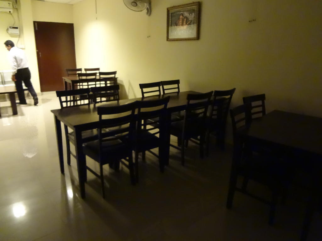 Hotel Siam International Delhi  Dış mekan fotoğraf
