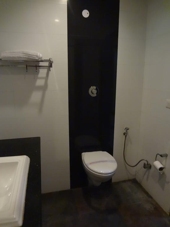 Hotel Siam International Delhi  Dış mekan fotoğraf