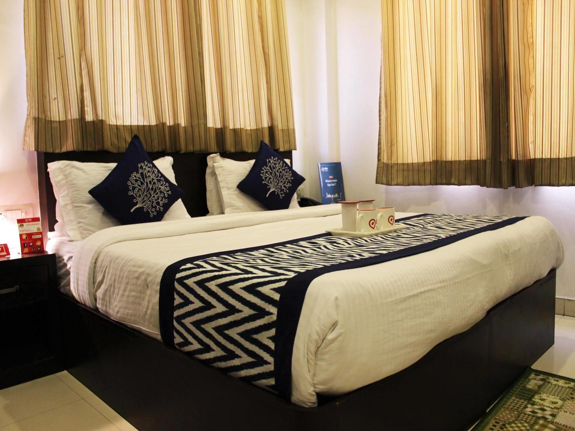 Hotel Siam International Delhi  Dış mekan fotoğraf