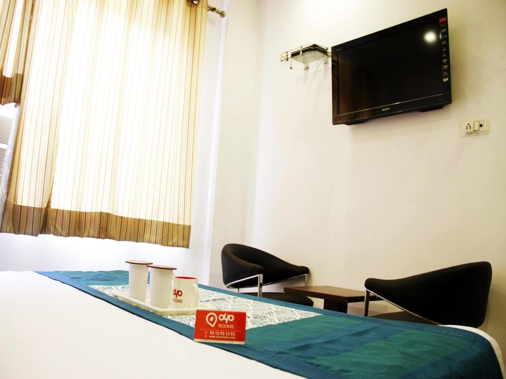 Hotel Siam International Delhi  Dış mekan fotoğraf