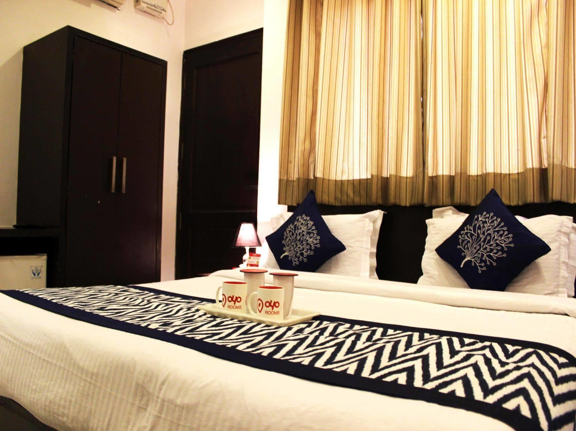 Hotel Siam International Delhi  Dış mekan fotoğraf