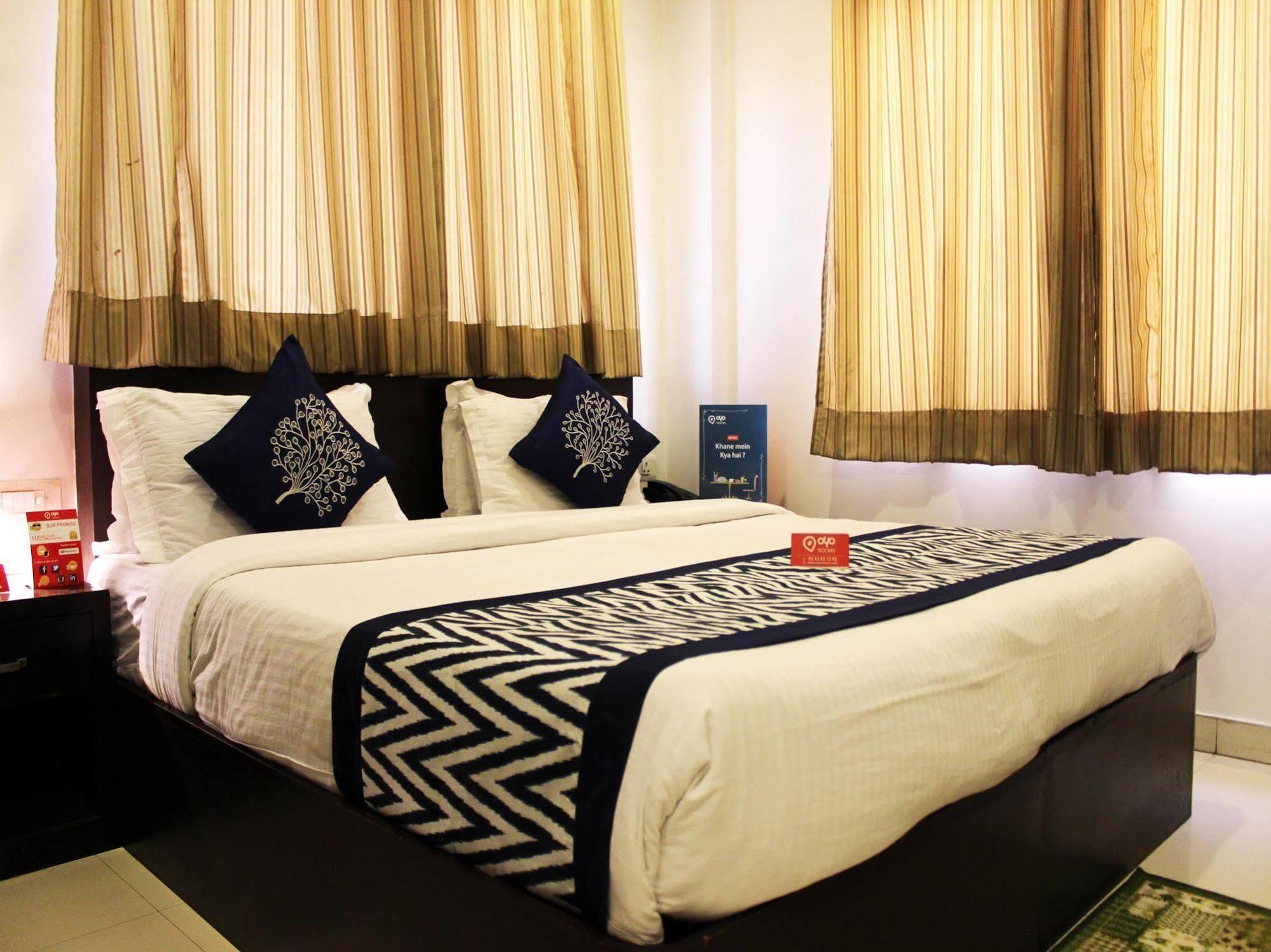 Hotel Siam International Delhi  Dış mekan fotoğraf